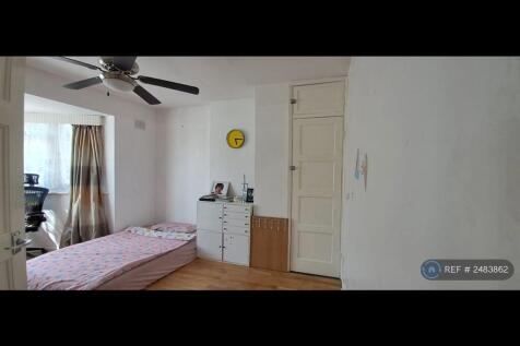 Main Bedroom 2