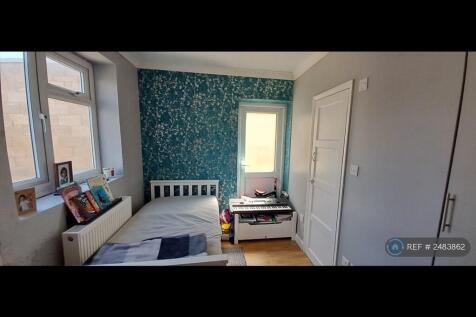 Downstairs Bedroom