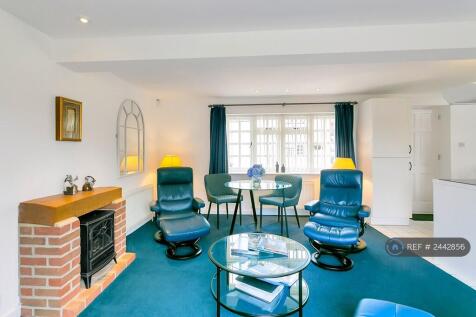 Open Plan Dining And Seating
