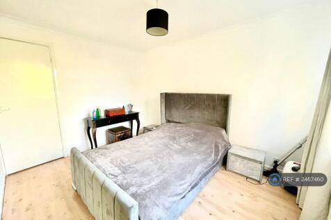 Master Bedroom 3