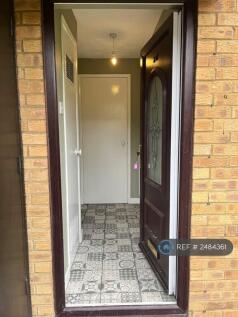 Entrance Hallway With Large Storage Cupboard 