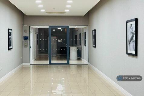 Communal Entrance To Apartment 