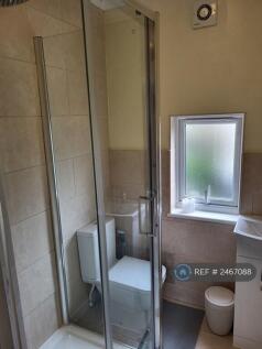 First Floor Bathroom 