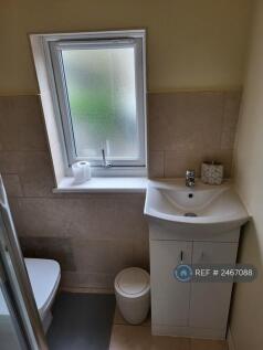 First Floor Bathroom 