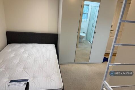 The Ensuite Double Room