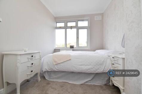 Bedroom (Bedroom 2)