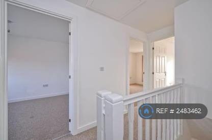 Landing / 3 Bedrooms