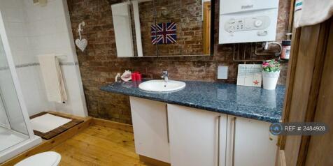 Bathroom / Laundry