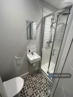Room 2 En-Suite