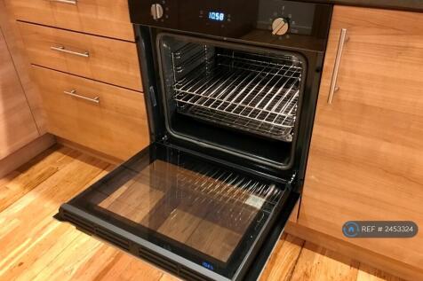 Oven
