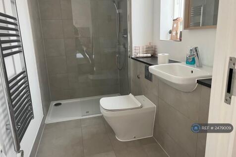 En Suite 2