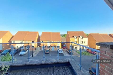 Master Bedroom Balcony View1