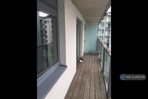 Full Width Balcony