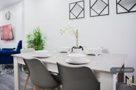 Dining Area (Shared)