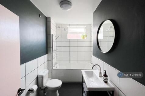 116 Bunbury Street Bathroom 1