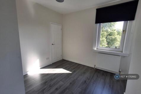 Bedroom 1 With Storage 