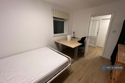 Room 2 En-Suite 