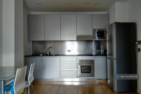 Kitchen: Pic1