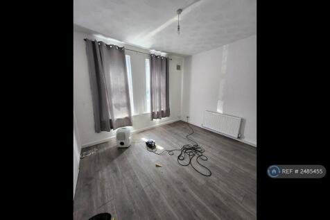 Front Lounge