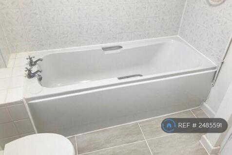 Bathroom 02
