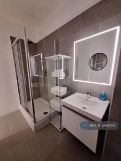 Merlyn Shower Enclosure