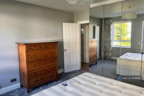 Master Bedroom 2 With Built In Storage