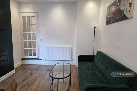 Open Plan Living - Pic 4