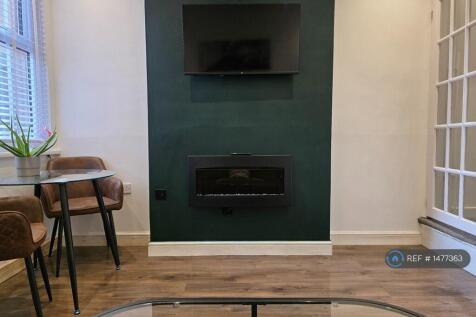Open Plan Living - Pic 5