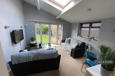 Communal Living Room 