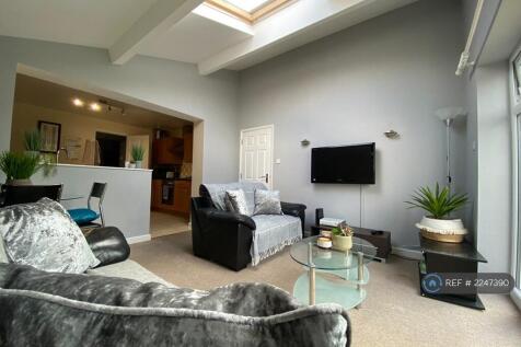 Communal Living Room 