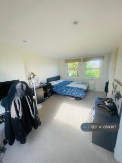 Loft Bedroom (With En-Suite)