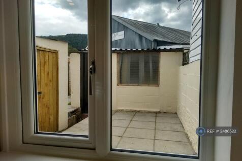 Utility Room To Back Patio