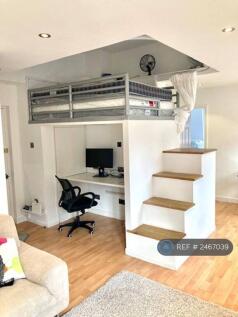 Bed Deck / Office
