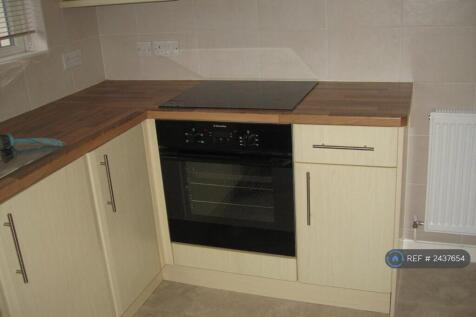 Kitchen Photo 1