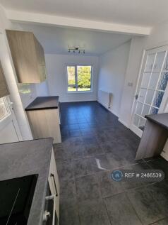 Kitchen Dinner 2.7m x 6.2m 