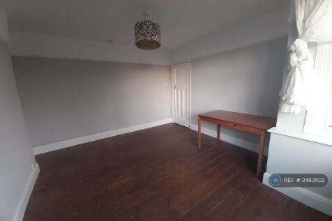 Lounge 1 From Front
