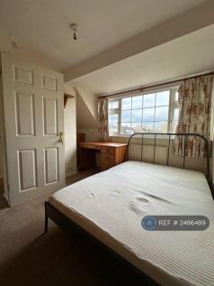 Room 2 £630 No Longer Available 