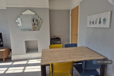 Dining Area (Living Room)