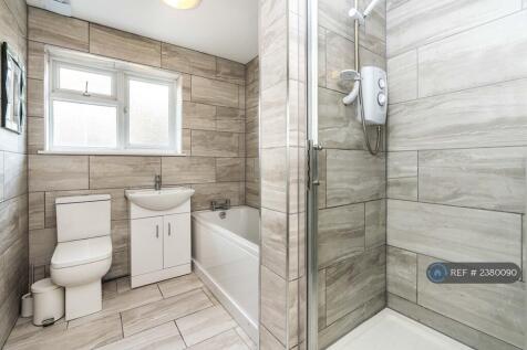 Private Bathroom 