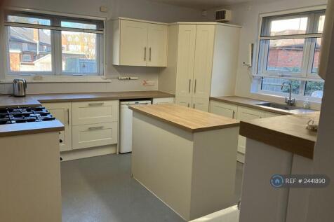Ground Floor Communal Kitchen 