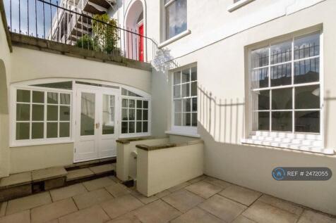 Front Couryard