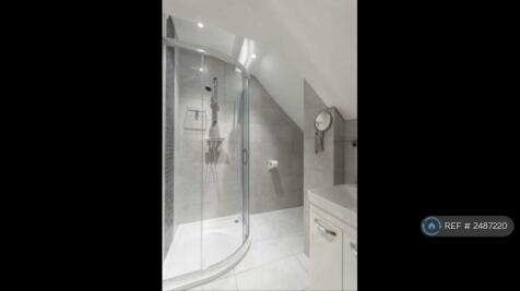 Ground Floor Shower/Wc Room