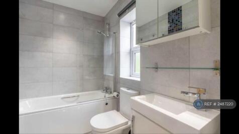 1st Floor Bathroom
