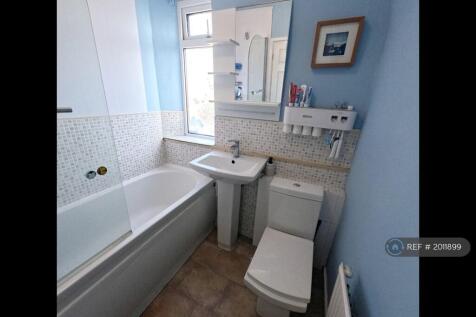 Upstairs Bathroom