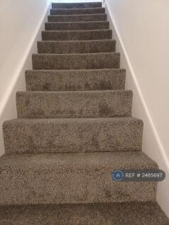 Stairs To Bedrooms 