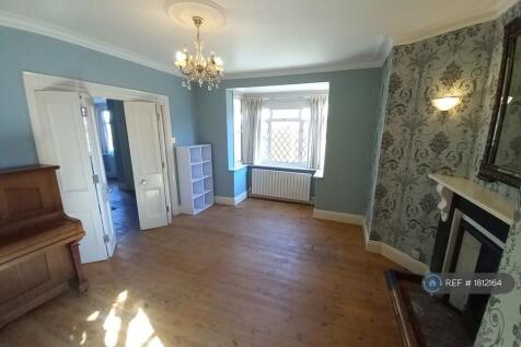Reception Room 1 With Doors To 2