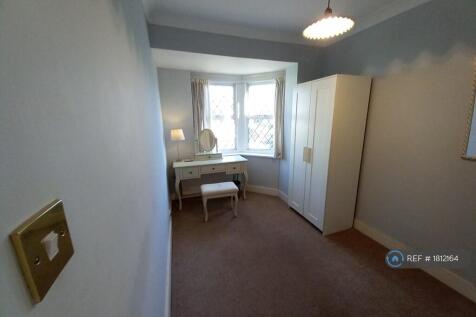Bed 2/Dressing Room