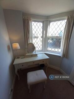 Bed 2/Dressing Room
