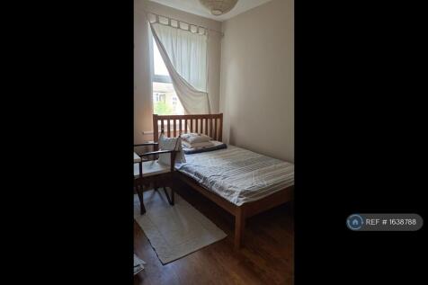 Back Bedroom Upstairs