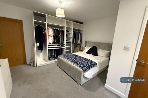 Huge Master Bedroom